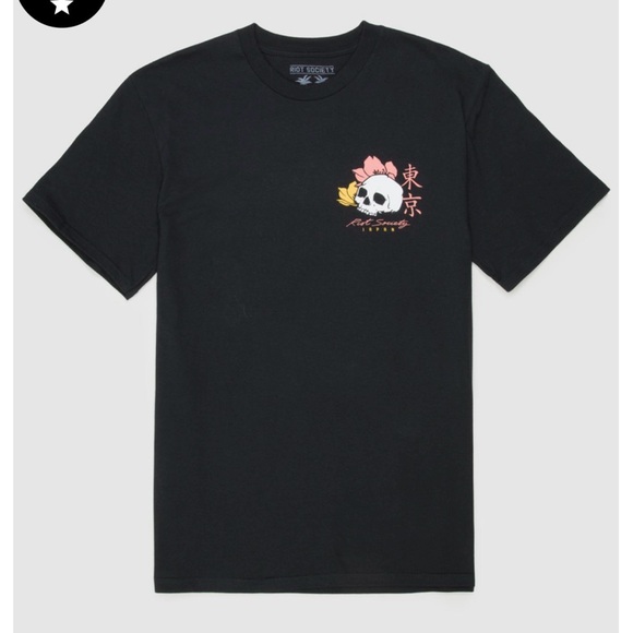 ☘️ 3/$17 Riot Society Black Tee with Geisha/Skull and Floral Design XL - Picture 2 of 10